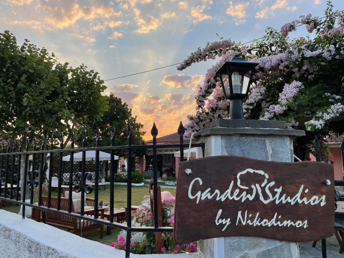 אגיוס גיורגיוס Nikodimos Garden Studios מראה חיצוני תמונה