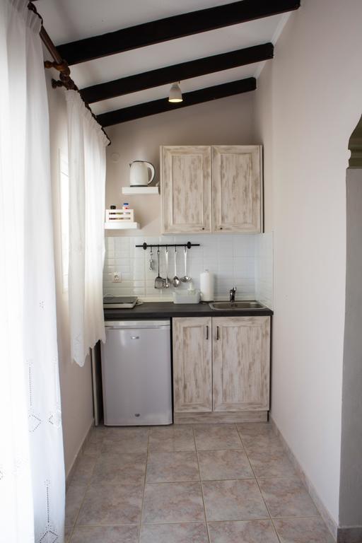 אגיוס גיורגיוס Nikodimos Garden Studios מראה חיצוני תמונה